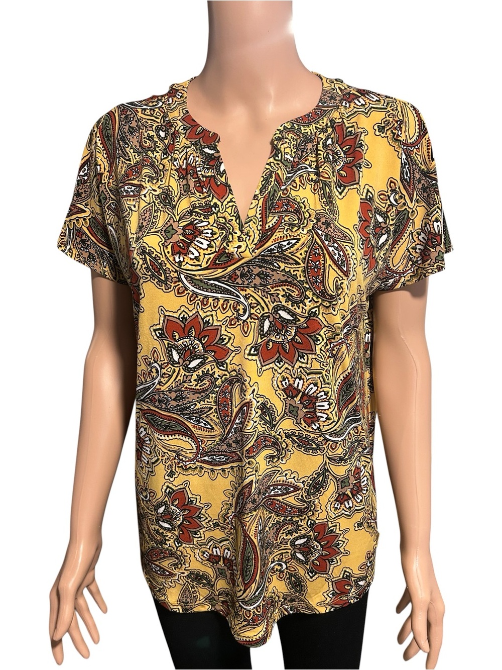 Jones New York Yellow Paisley-Print V-Notch Blouse with Rust Accents